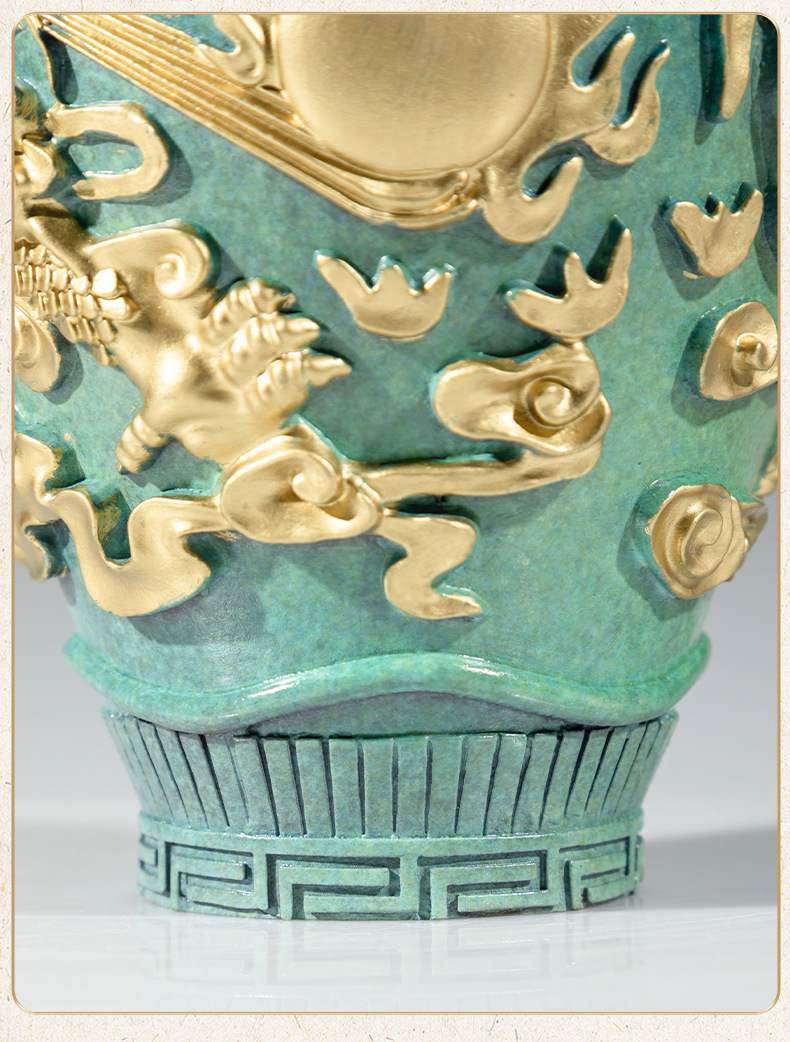 祥龙戏珠花瓶黄铜装饰摆件